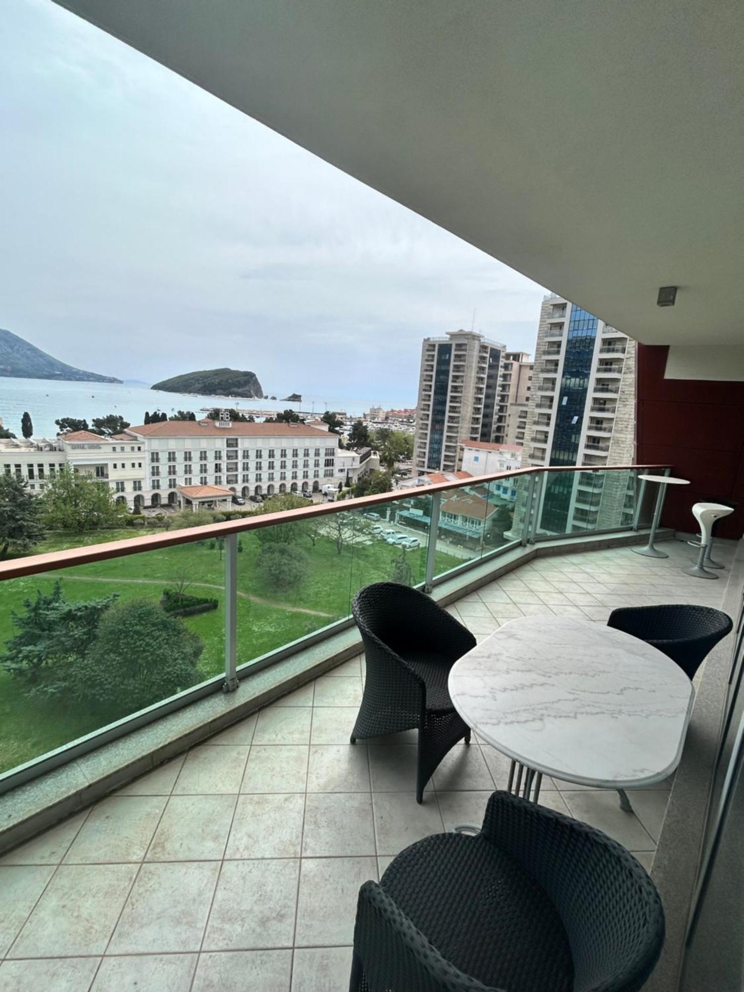 Apartments Krug Budva Eksteriør billede